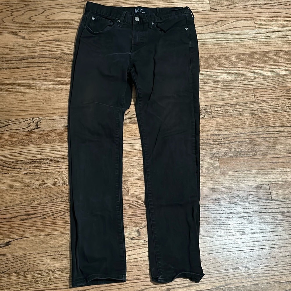 Gap 33x32 slim jeans